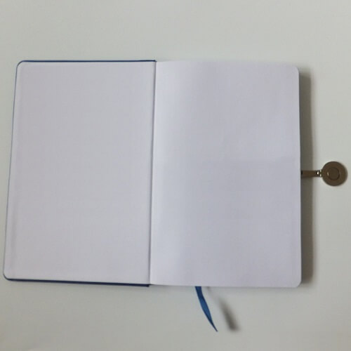 �c�u�s�t�o�m� �n�o�t�e�b�o�o�k�s� �w�i�t�h� �c�u�s�t�o�m� �p�a�g�e�s�